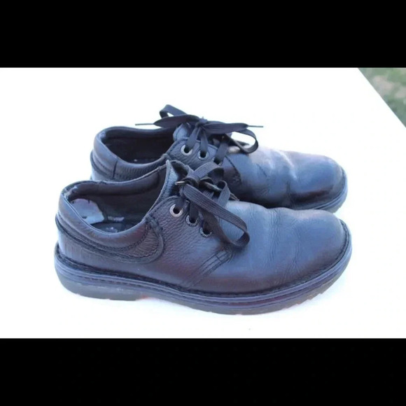Dr. Martens Hampshire men’s shoes - Picture 1 of 8